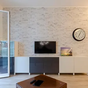 Appartamento Joivy Spacious 2-bedroom Flat With Balcony Near In, Sestri Levante